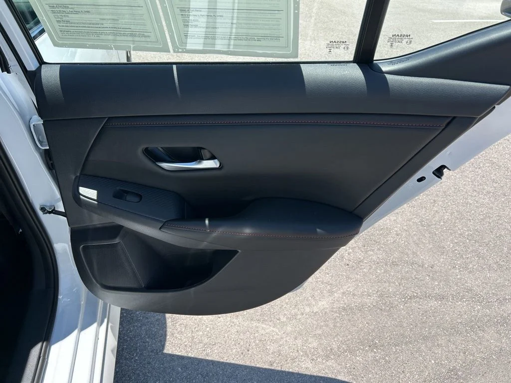 2025 Nissan Sentra SR - Photo 46