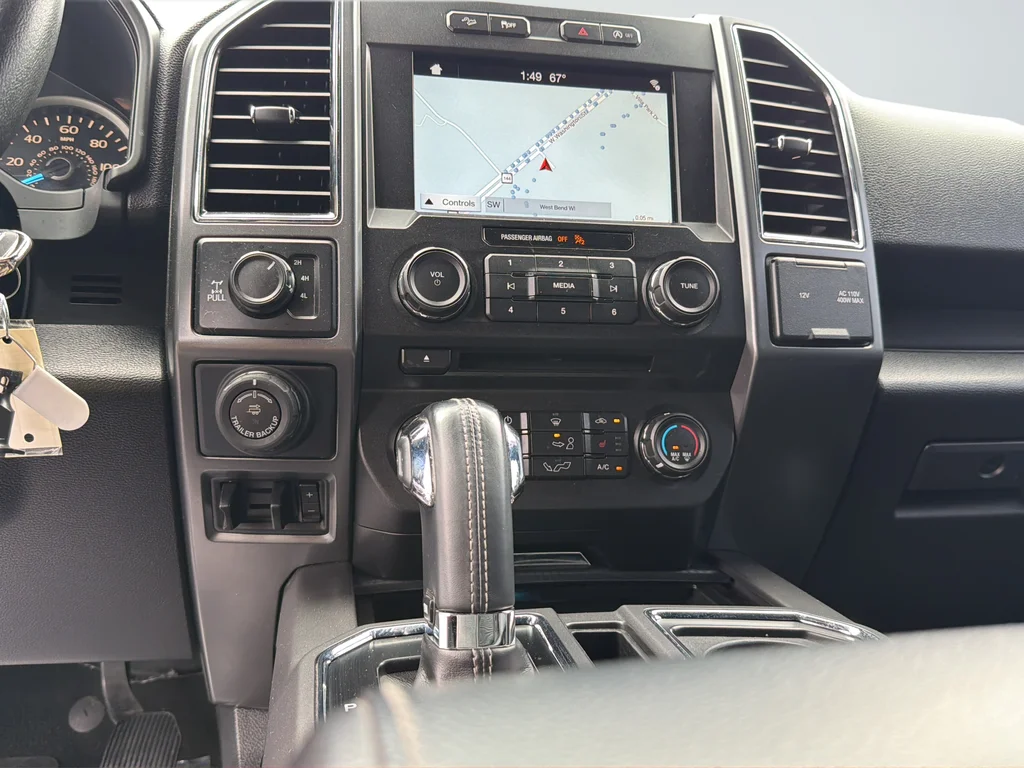 Used 2018 Gray Ford XLT image 20