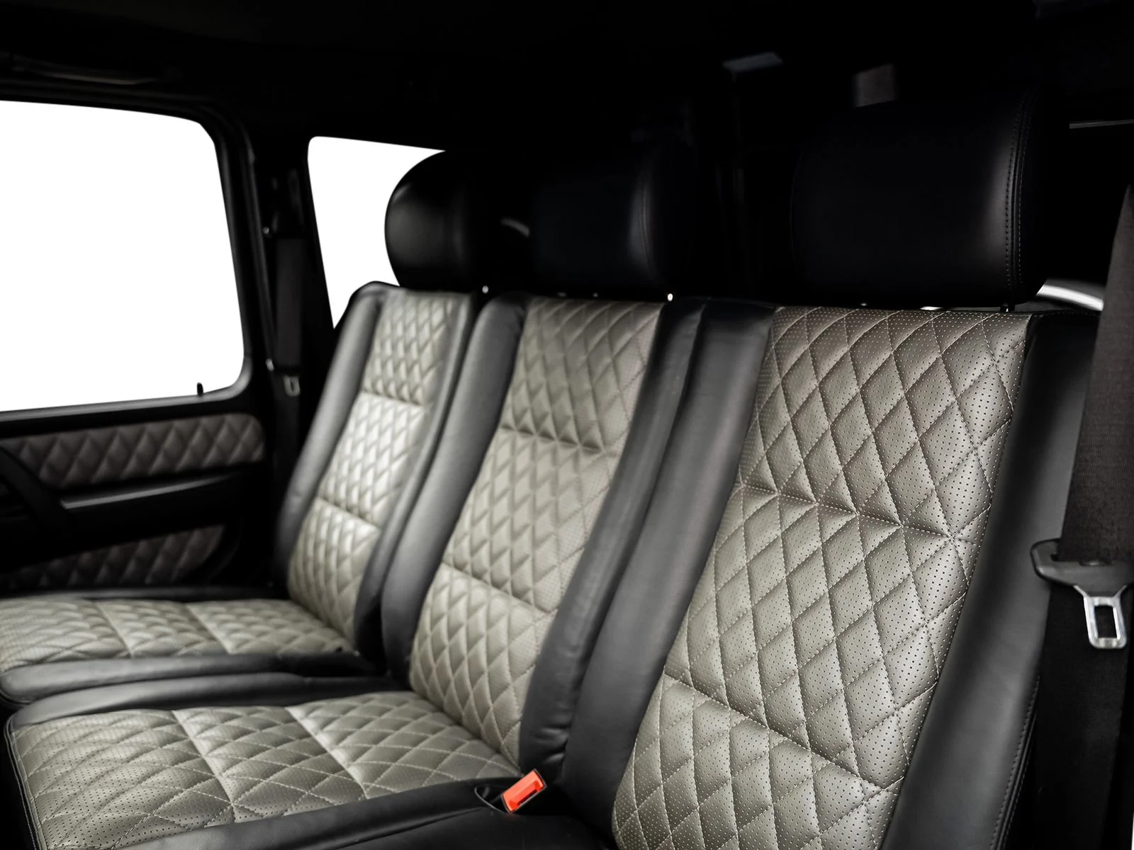 Used 2015 Silver Mercedes-Benz G 63 AMG® image 42