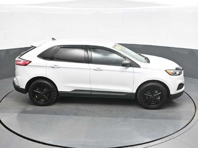 2022 Ford Edge SE - Photo 16