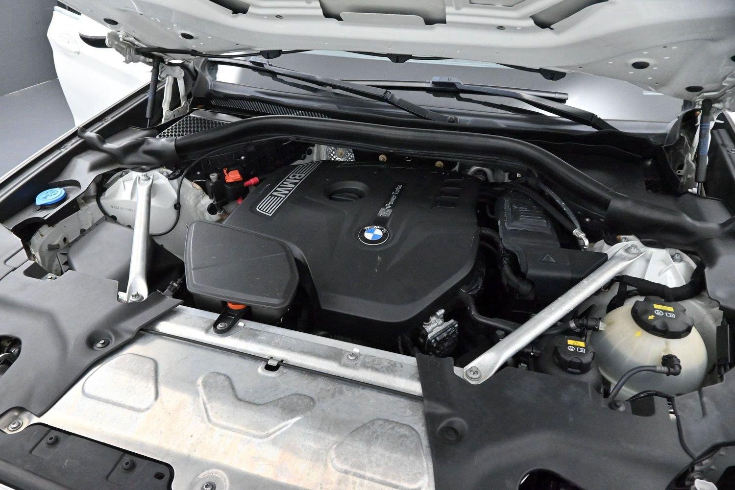 Used 2019 Alpine White BMW sDrive30i image 31