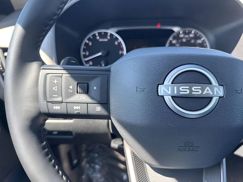 Used 2025 White Nissan SV image 14