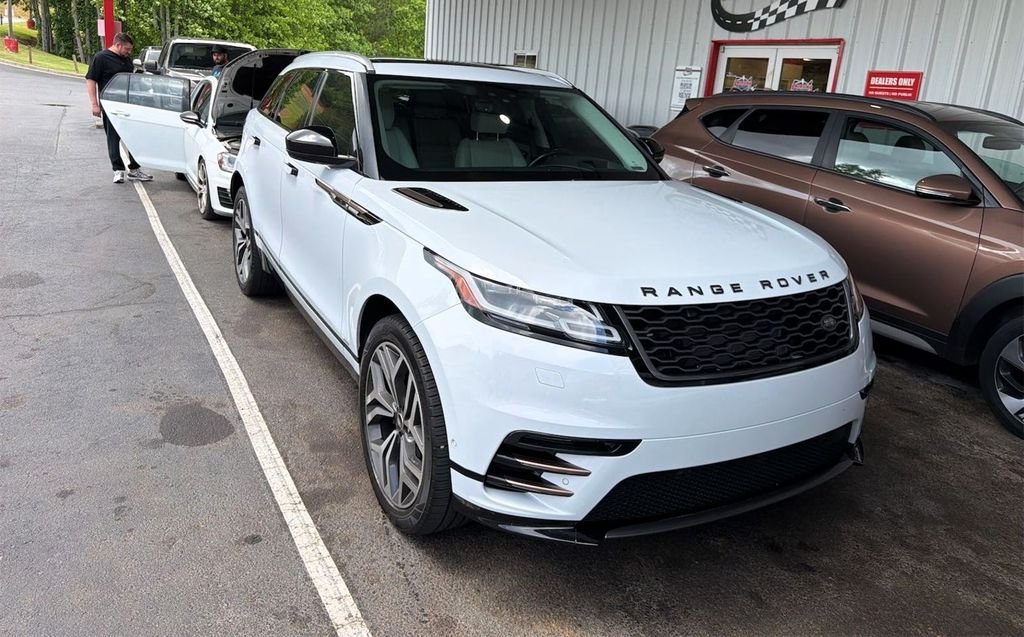 2019 Land Rover Range Rover Velar R-Dynamic SE Si4's photo