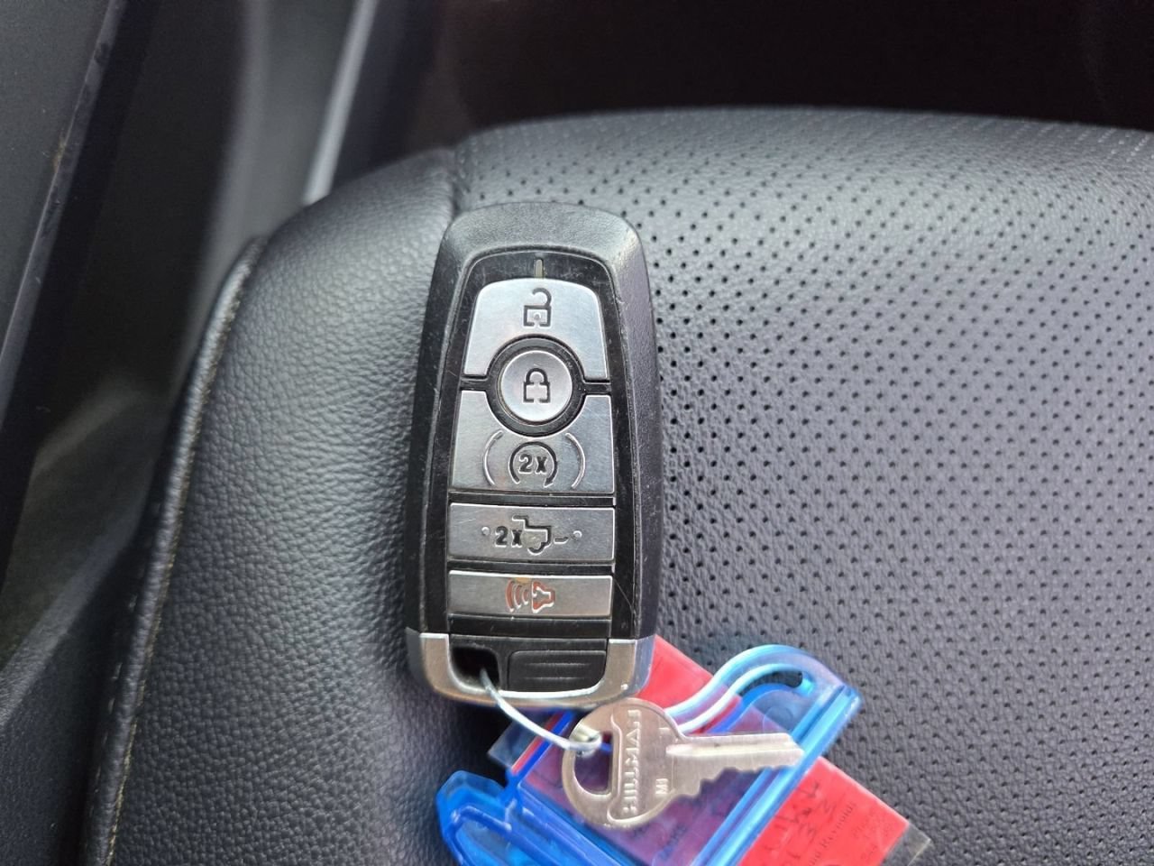 Used 2022 White Ford XL image 35