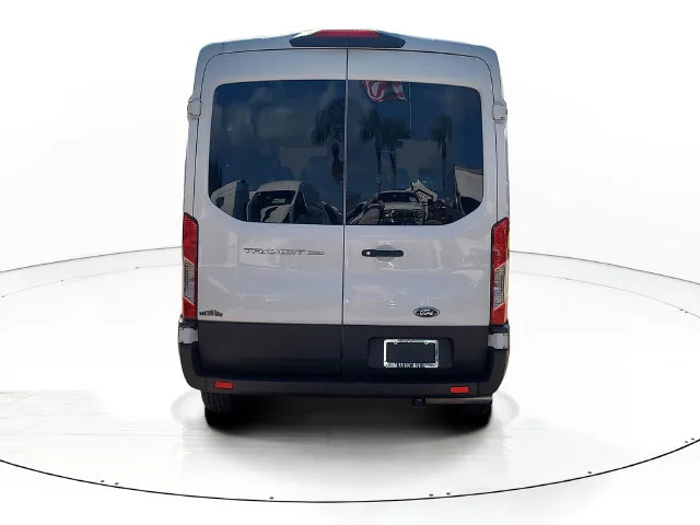Used 2024 White Ford XL image 6