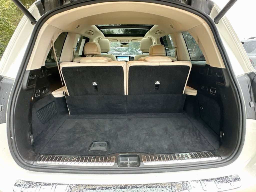Used 2022 White Mercedes-Benz GLS 450 image 28