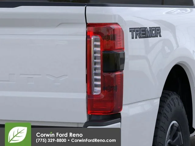 New 2026 Oxford White Ford Lariat image 23