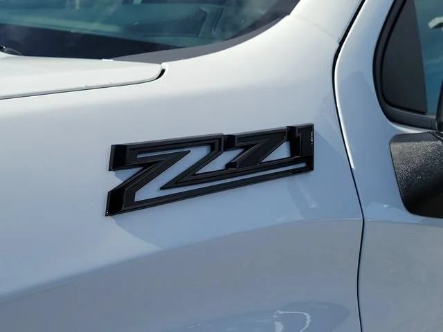 New 2026 Summit White Chevrolet LT Trail Boss image 8