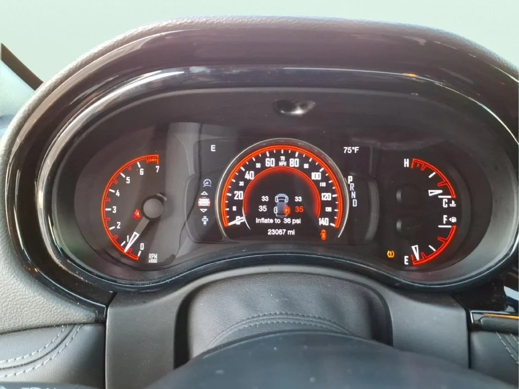 Used 2024 White Dodge SXT Plus image 19