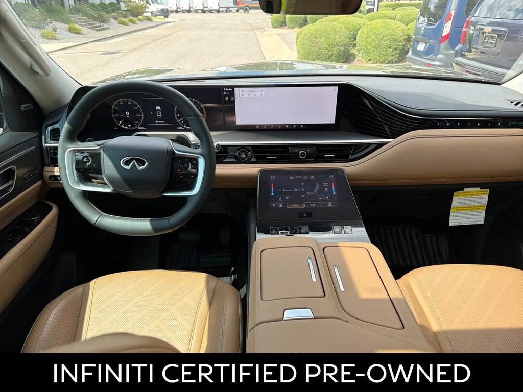 Certified Used 2026 Black Obsidian INFINITI LUXE image 2