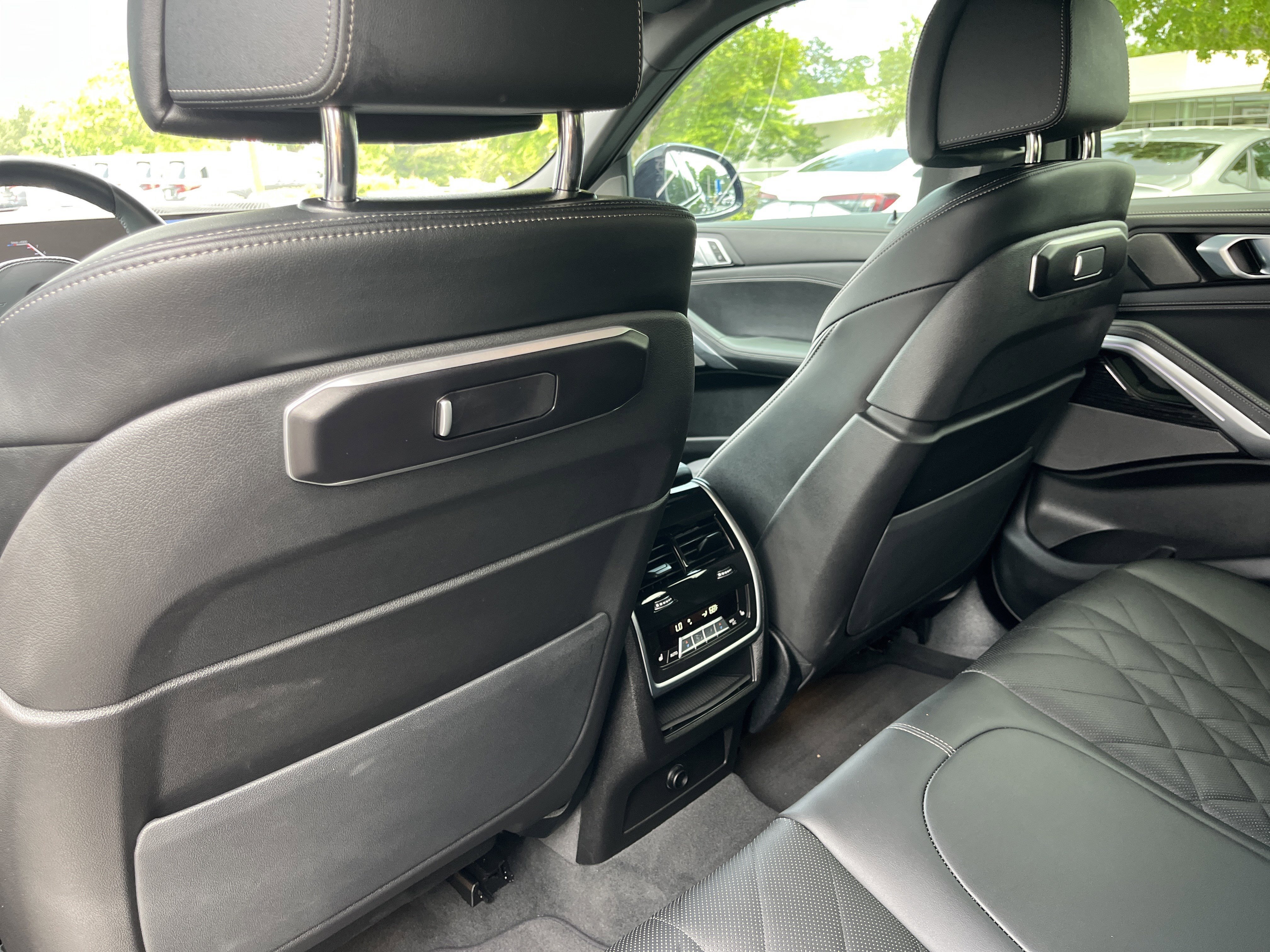 Used 2026 Black Sapphire Metallic BMW xDrive40i image 20