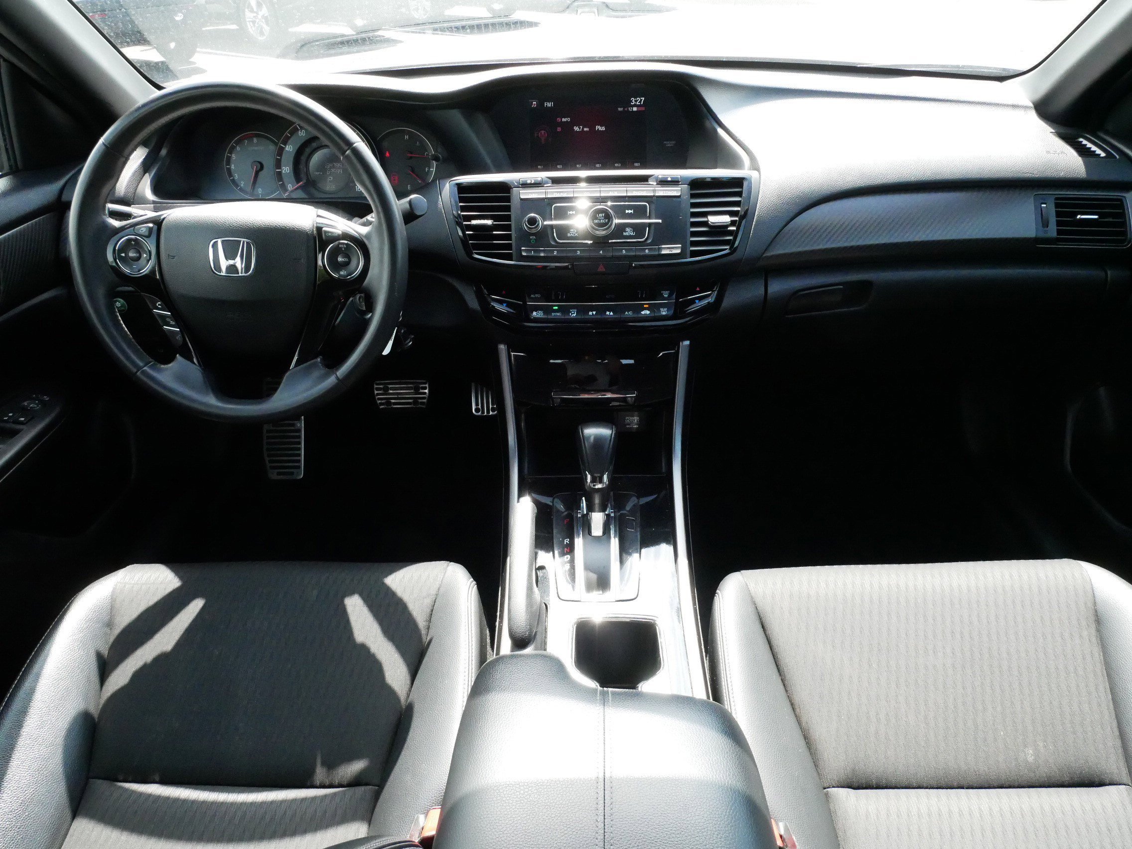 Used 2016 Lunar Silver Metallic Honda Sport image 10