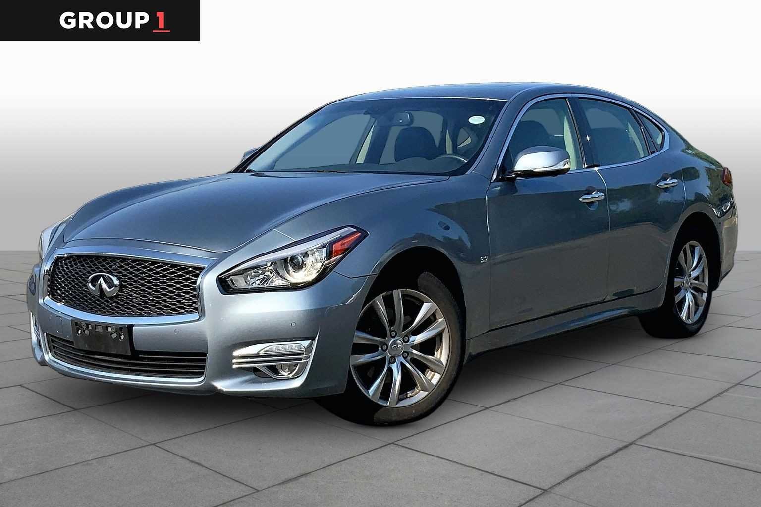 Pre-Owned 2016 INFINITI Q70