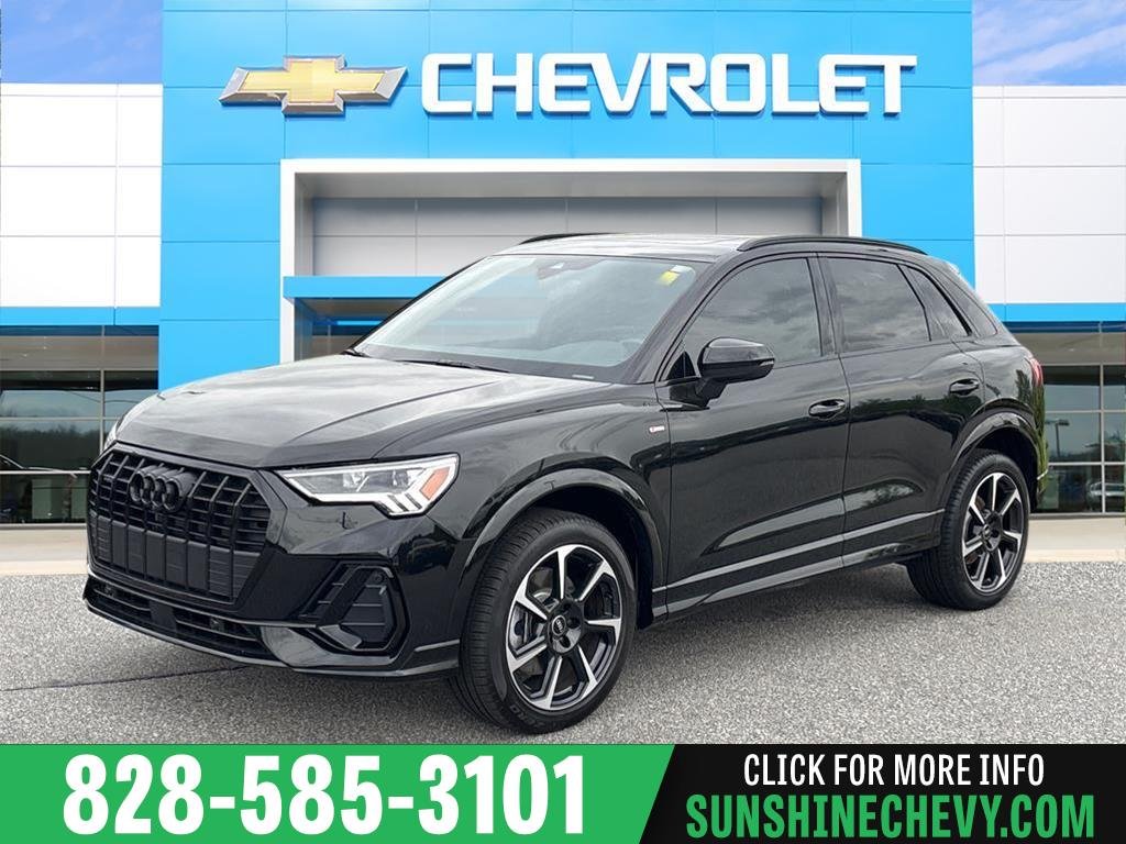 2025 Audi Q3 45 TFSI S Line Premium Plus quattro's photo