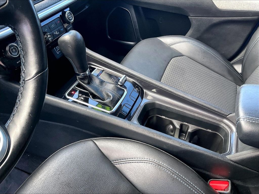 Used 2022 Laser Blue Pearlcoat Jeep Latitude image 19
