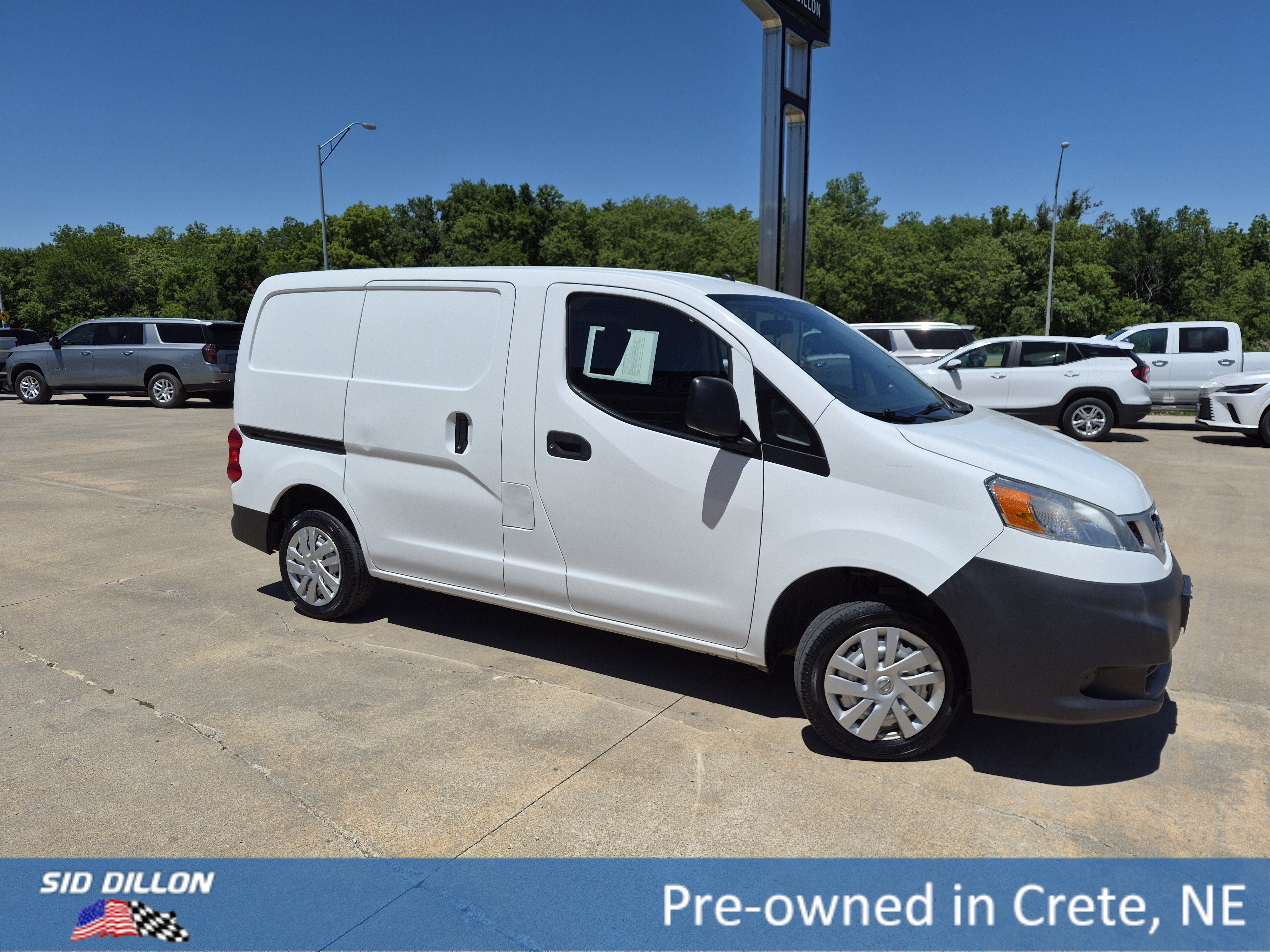 Used 2016 Fresh Powder Nissan S image 7