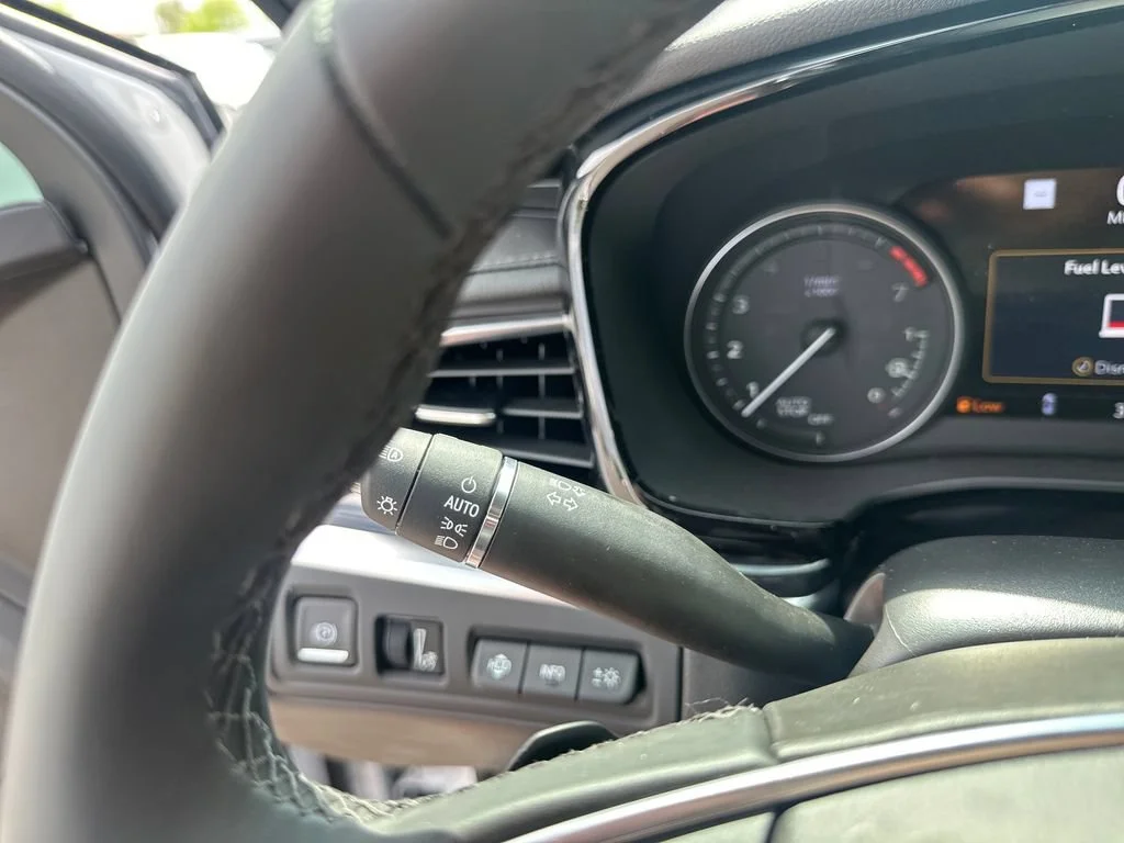 New 2026 Crystal White Tricoat Cadillac Premium Luxury image 35