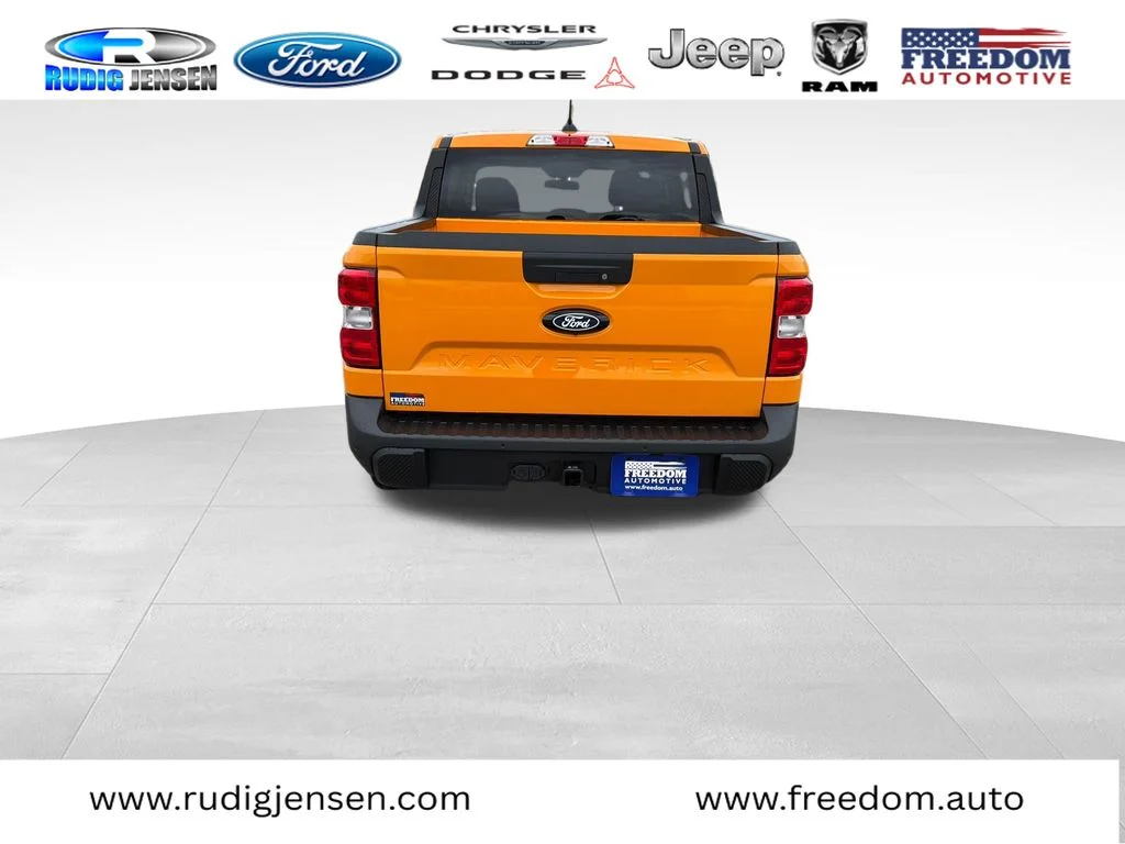 New 2026 Orange Ford XLT image 4