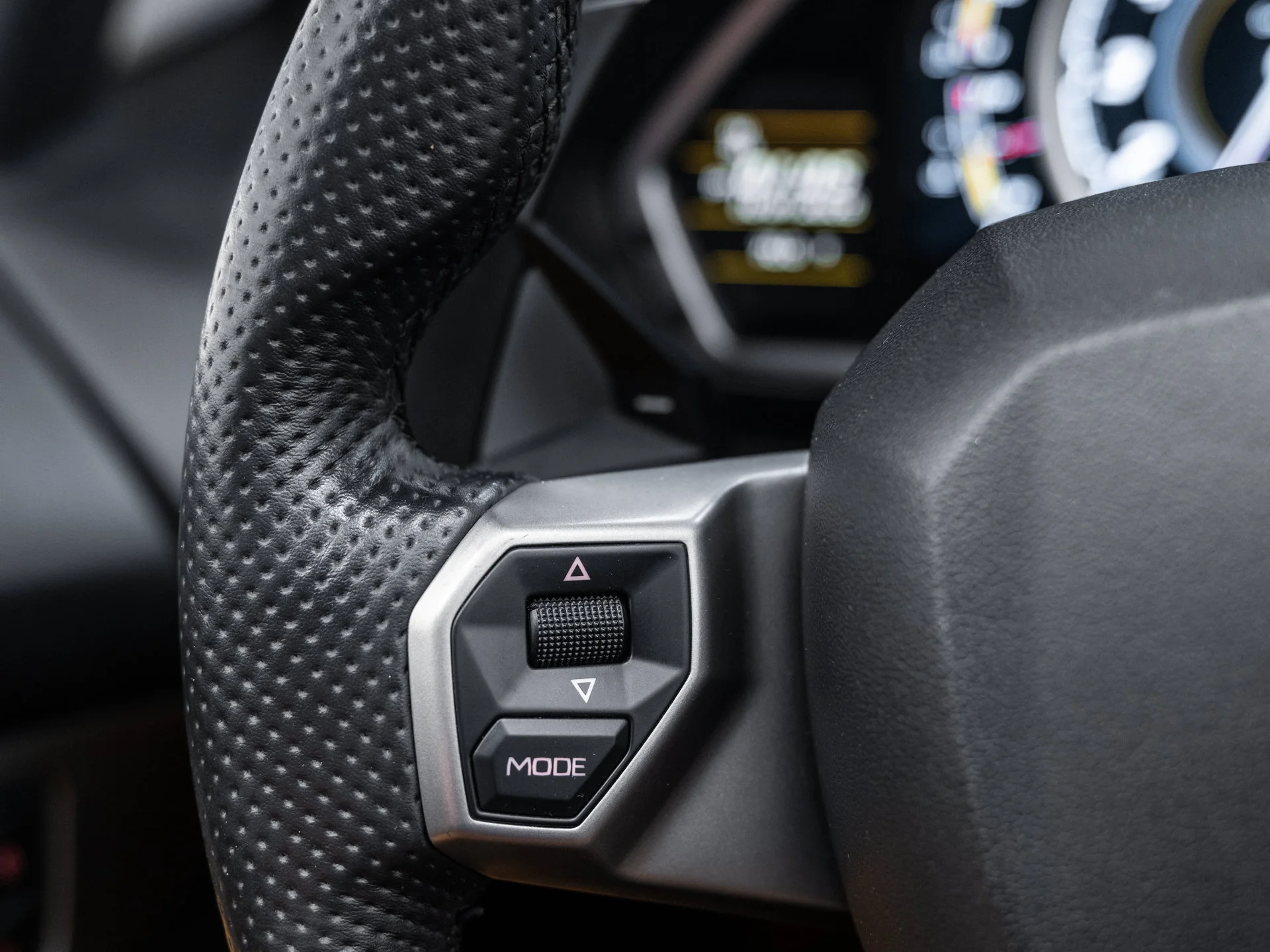 Used 2014  Lamborghini LP700-4 image 45