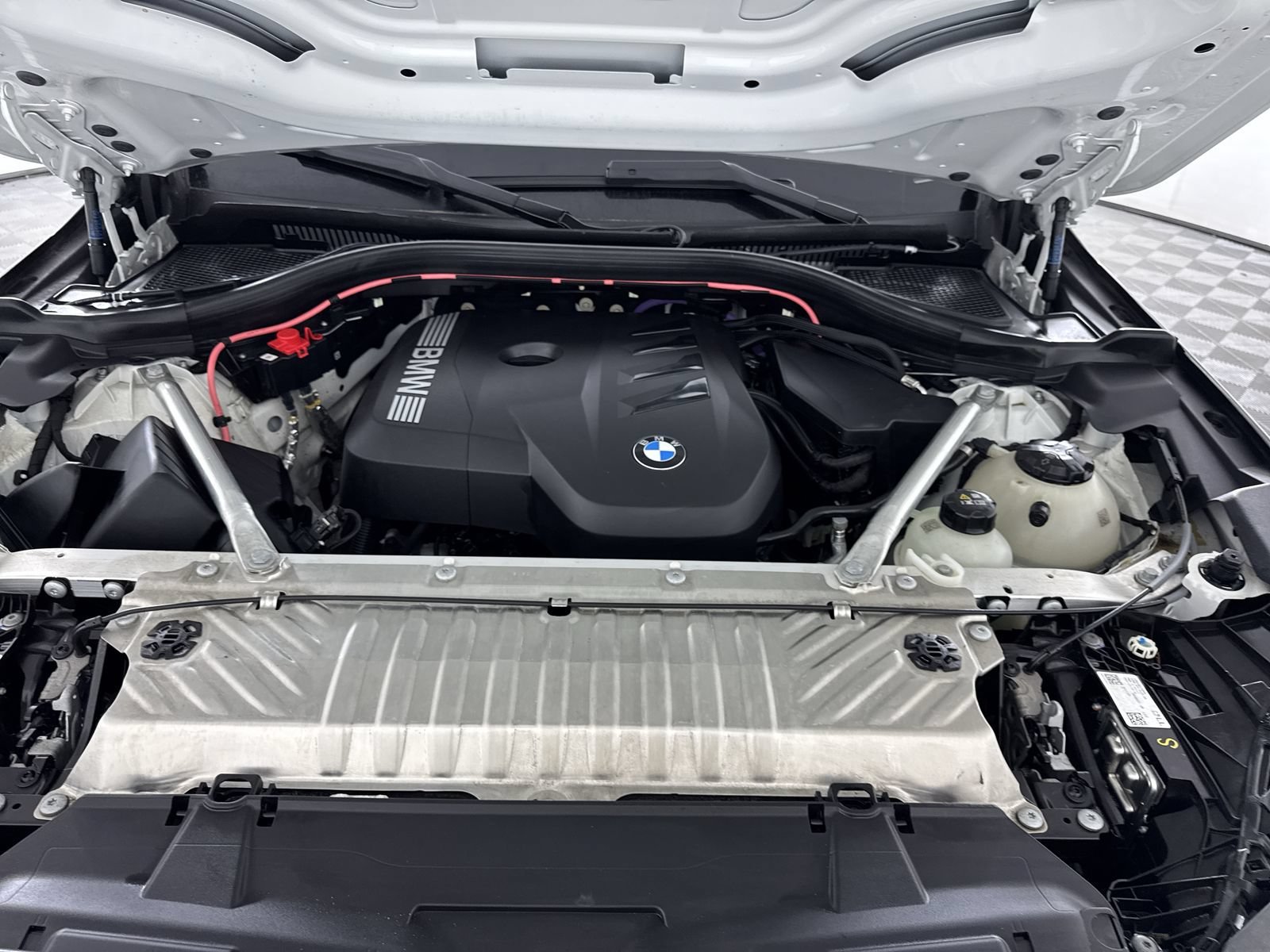 Used 2026 Alpine White BMW 30 xDrive image 28