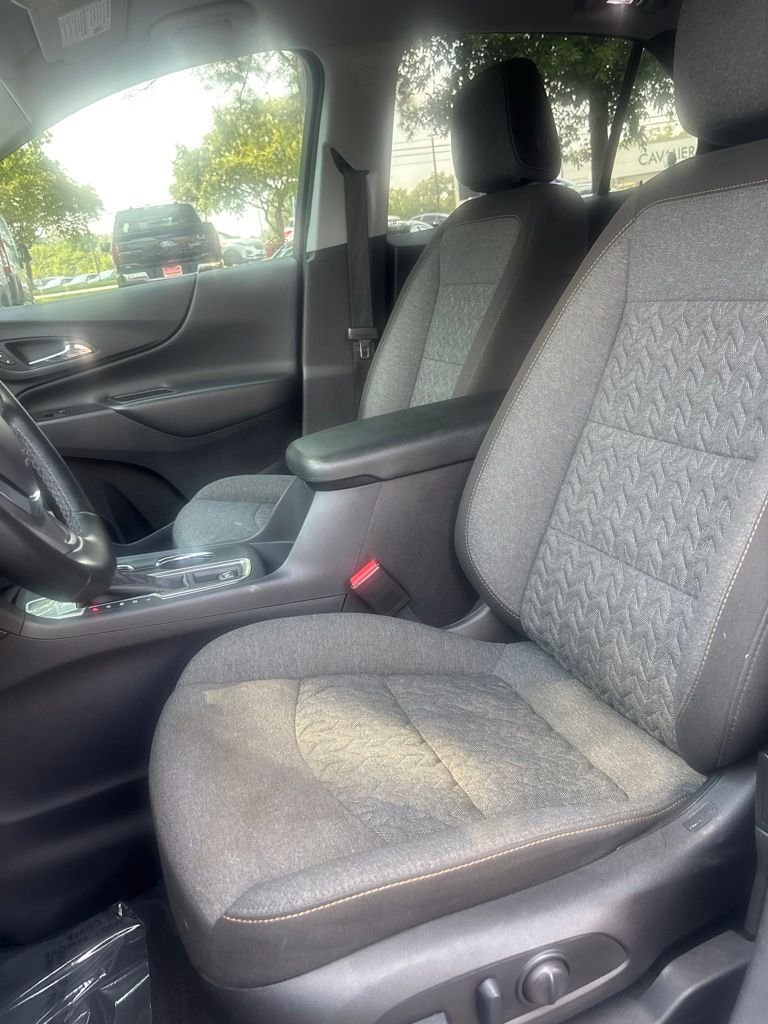 Used 2024 White Chevrolet LT image 16