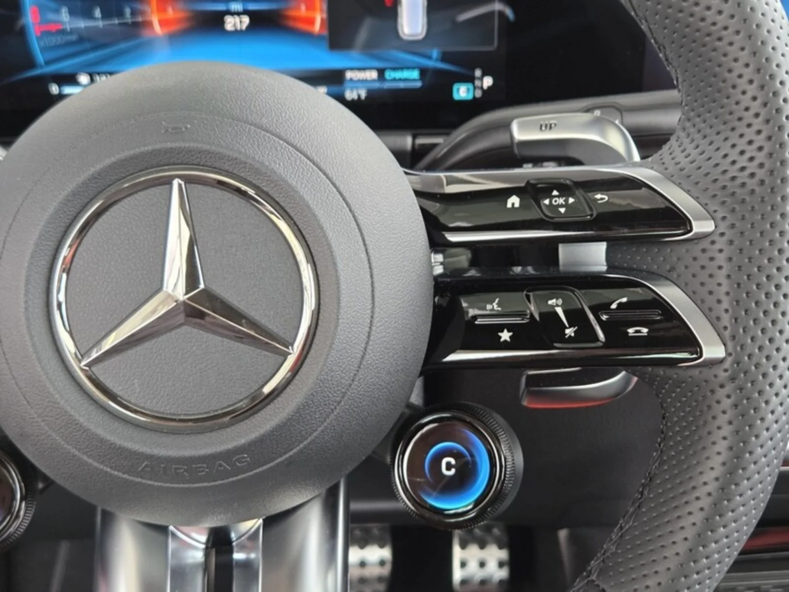 Certified Used 2026 MANUFAKTUR Alpine Grey Mercedes-Benz AMG® GLA 35 image 27