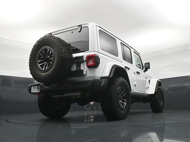 New 2026 Bright White Clear-Coat Exterior Paint Jeep Rubicon X image 23