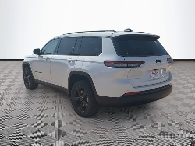 New 2027 White Jeep Limited image 5