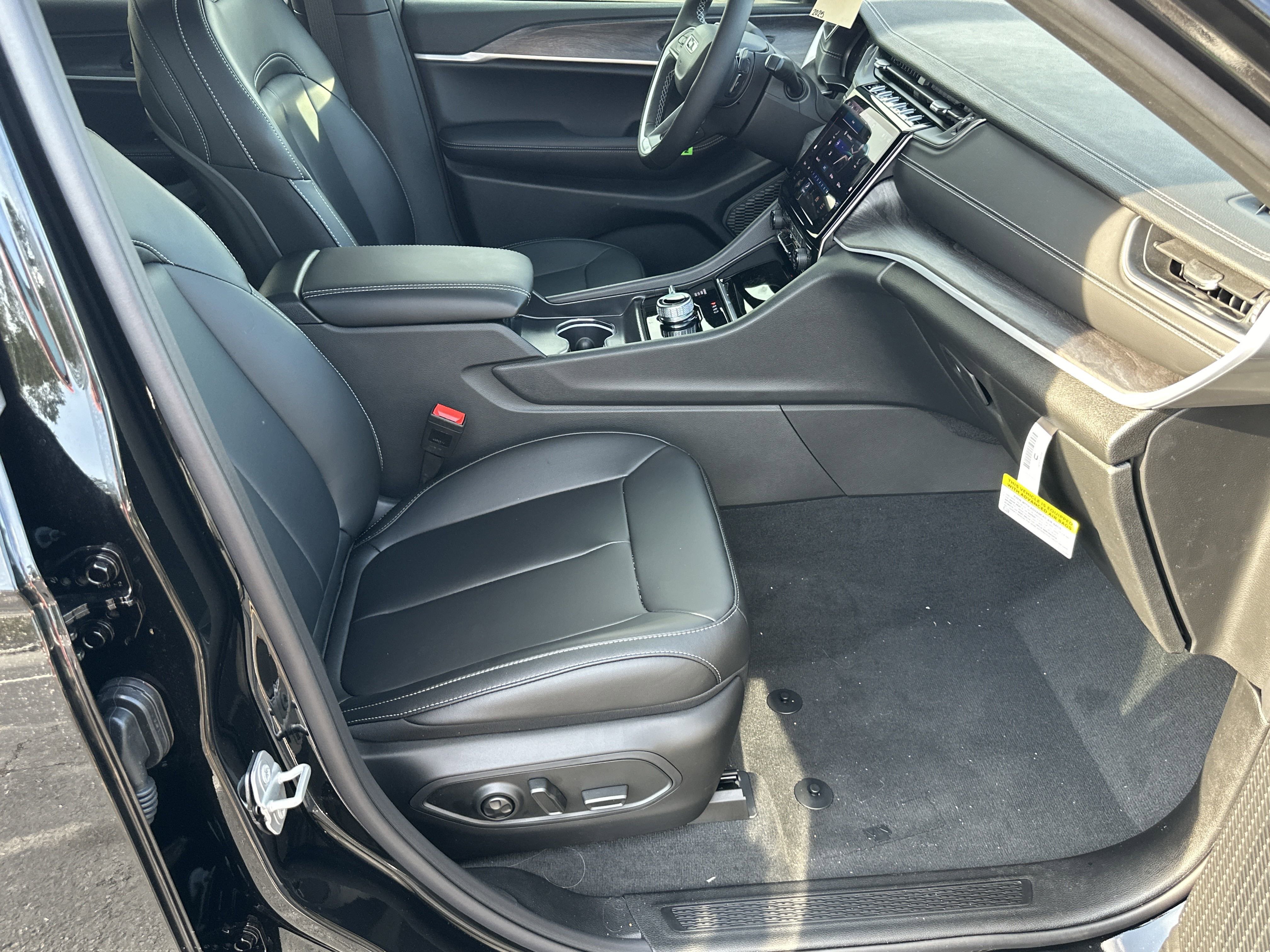 2025 Jeep Grand Cherokee L Limited - Photo 15