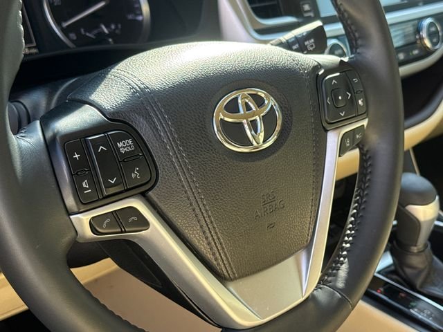 Used 2019 White Toyota Limited image 30