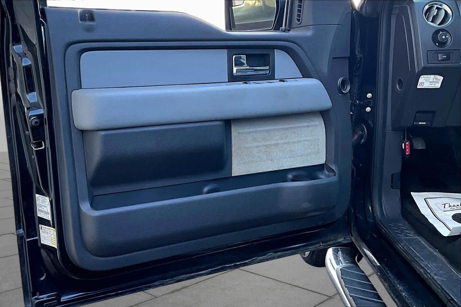 Used 2014 Tuxedo Black Metallic Ford XLT image 20