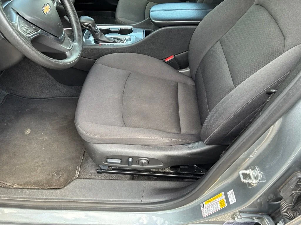 Used 2024 Gray Chevrolet LT image 12