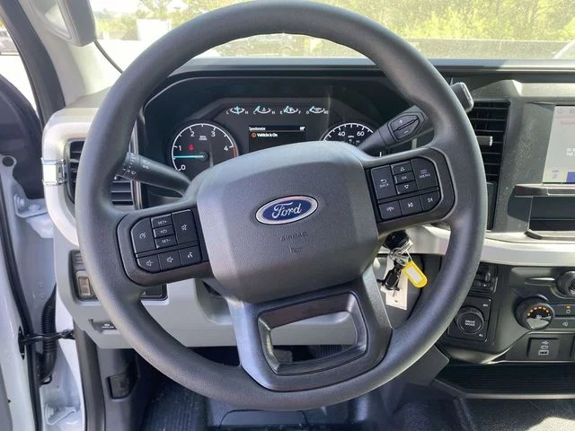 New 2026 Oxford White Ford F-350® XL image 13