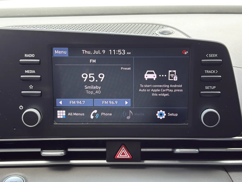 Used 2023 Silver Hyundai SEL image 12