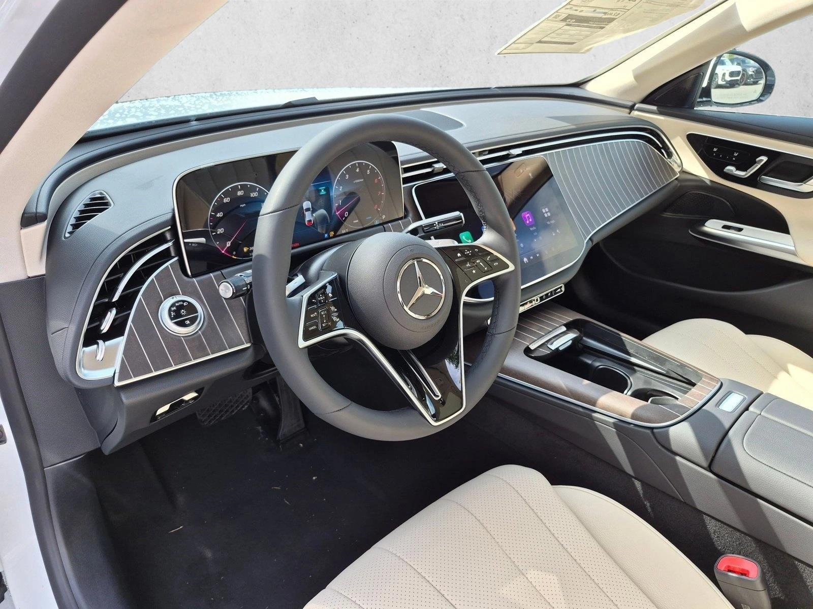 New 2026 Polar White Mercedes-Benz E450 image 3