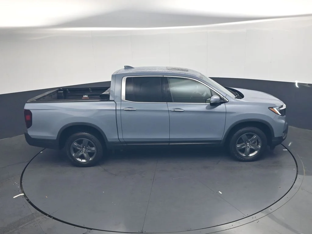 Used 2023 Modern Steel Metallic Honda RTL-E image 40
