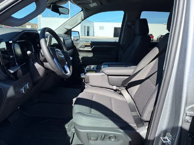 New 2026 Sterling Metallic GMC Elevation image 10
