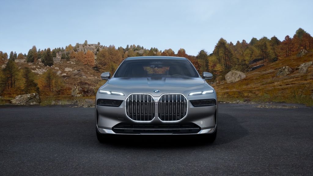 2025 BMW i7 50 - Photo 30