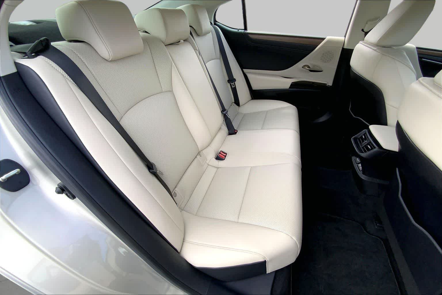 Used 2024 Moonbeam Beige Metallic Lexus  image 19
