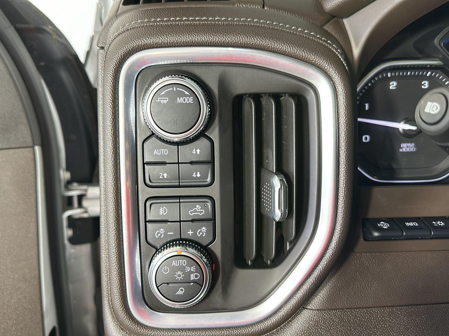 Used 2022 Quicksilver Metallic GMC Denali image 12