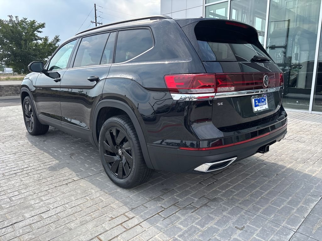 New 2026 Deep Black Pearl Volkswagen 2.0T SE w/Technology image 3