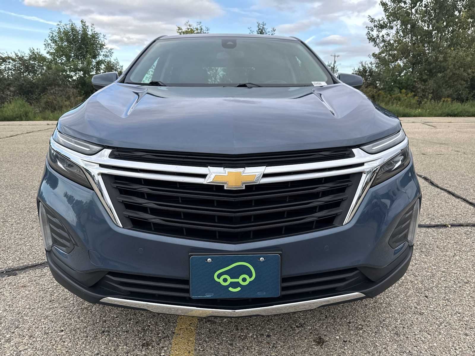 2024 Chevrolet Equinox LT - Photo 2