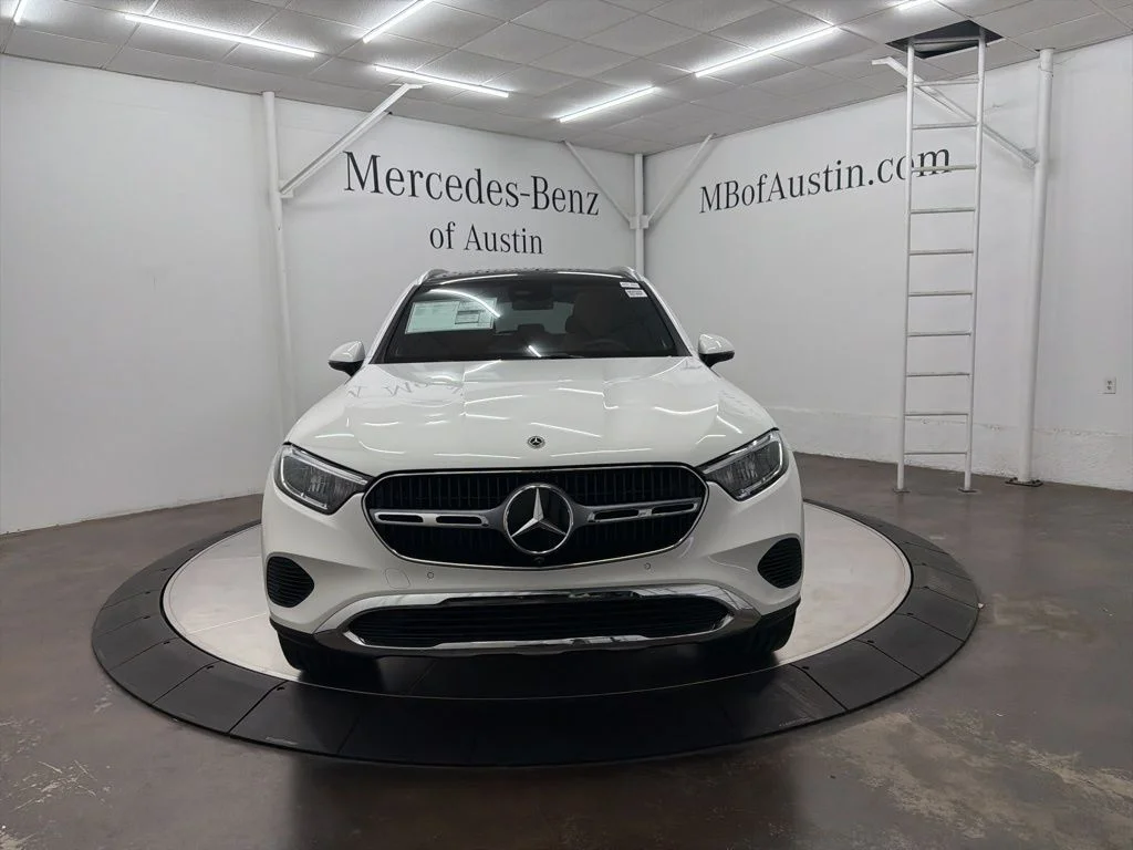 Used 2026 White Mercedes-Benz GLC 300 image 2