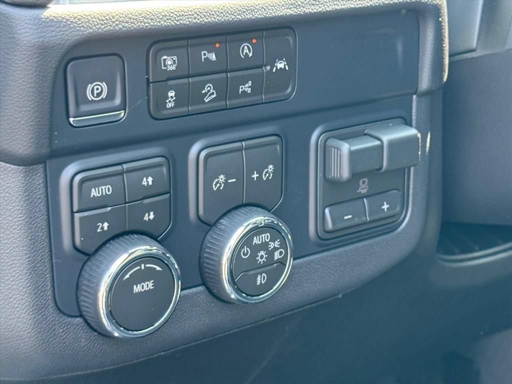 2026 Chevrolet Tahoe Premier - Photo 12