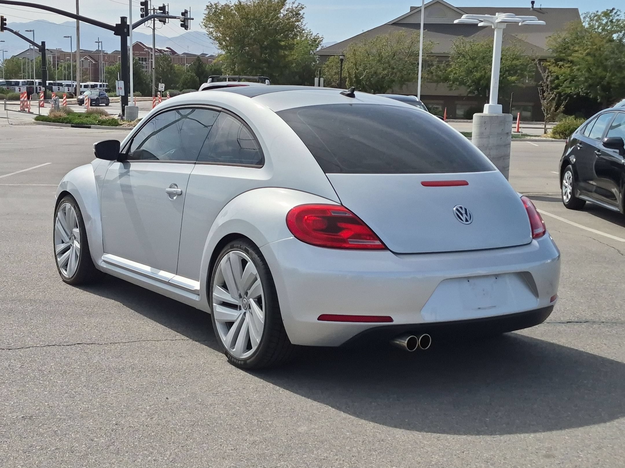 Used 2013 Silver Volkswagen 2.5L image 5