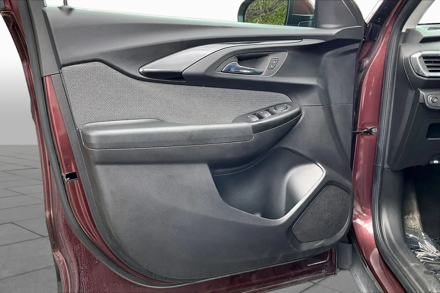 Used 2023 Mahogany Red Metallic Chevrolet LT image 22