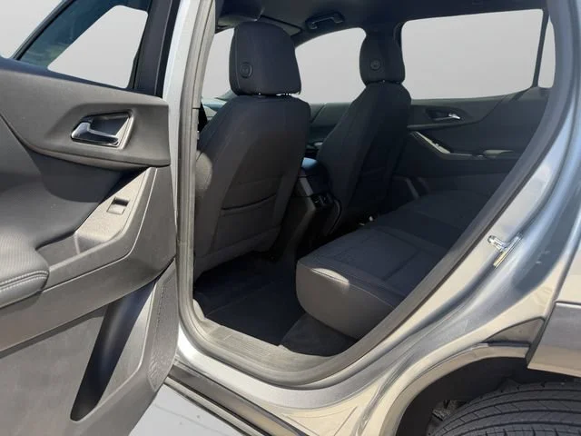 Used 2025 Sterling Gray Metallic Chevrolet LT image 27