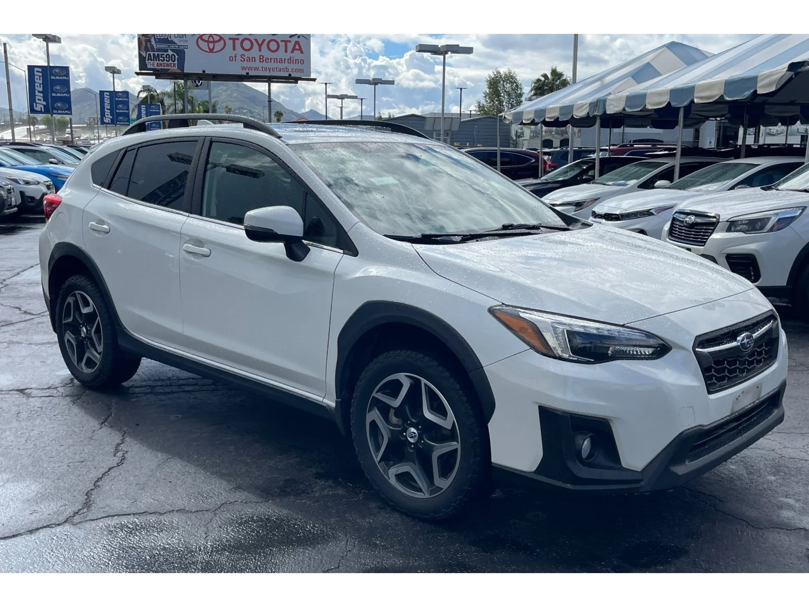 Used 2018 Crystal White Pearl Subaru Limited image 8