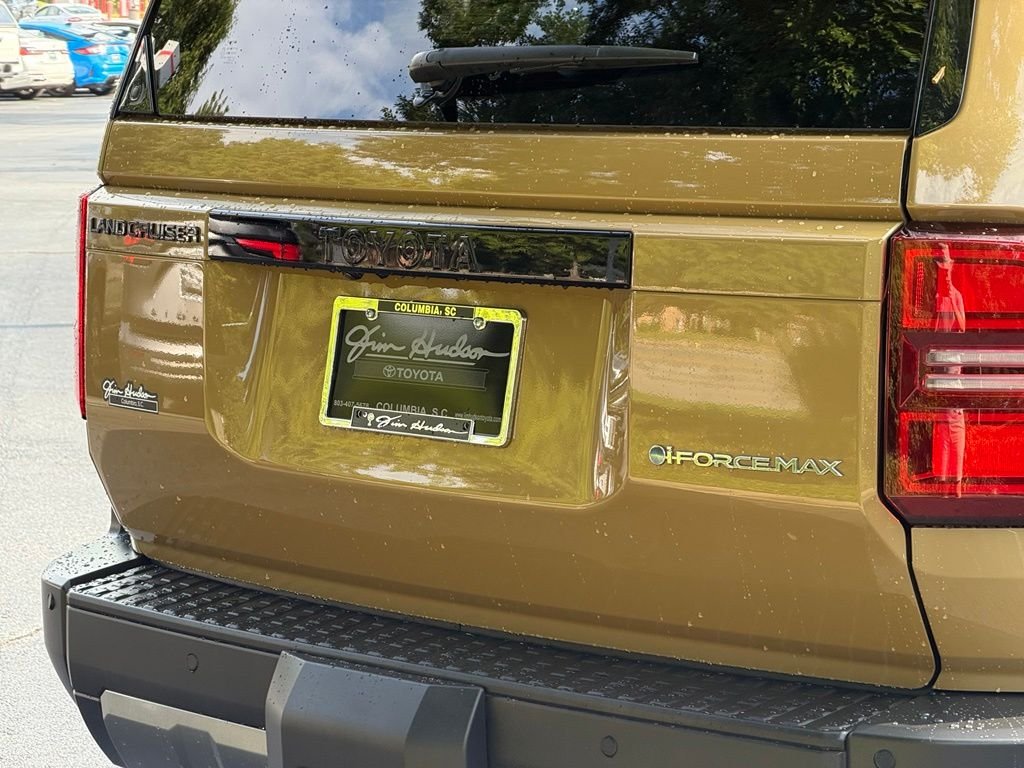 Used 2025 Gray Toyota Base image 9