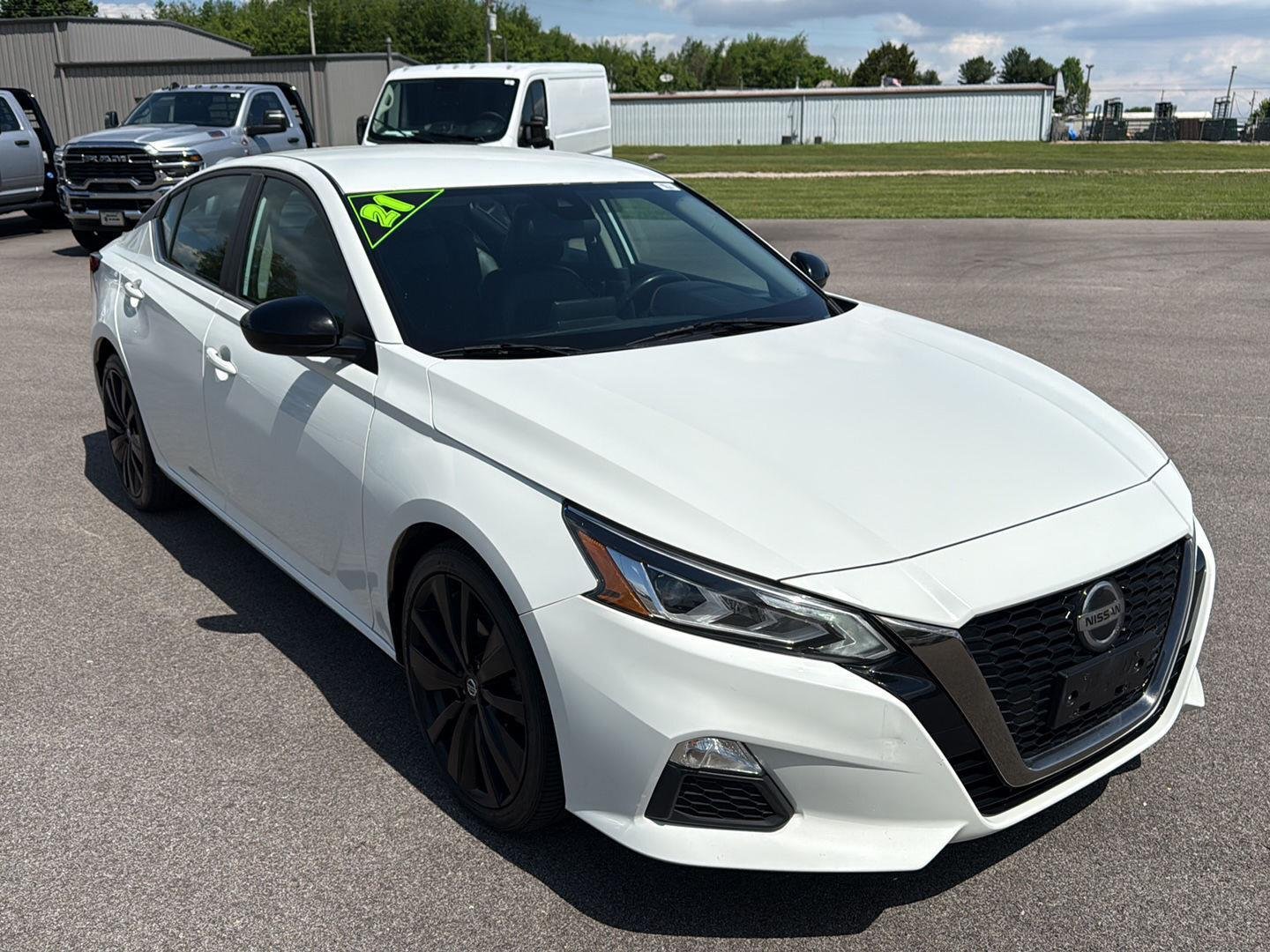 Used 2021 Nissan Altima SR with VIN 1N4BL4CV4MN378075 for sale in Corydon, IN